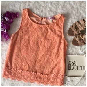 Francesca’s Peach Top